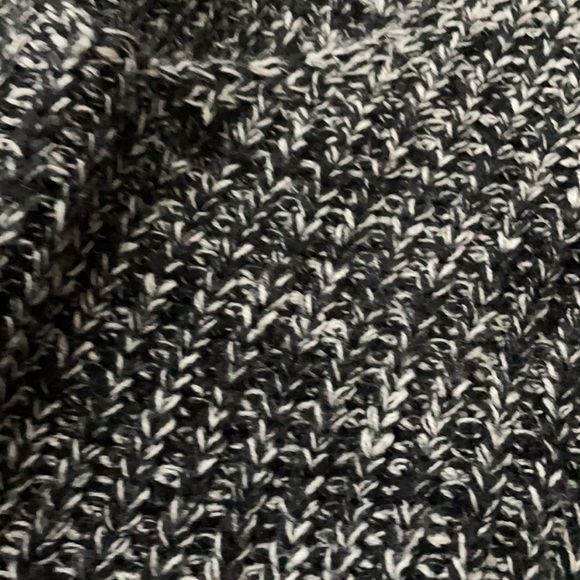 LF oversized sweater - Picture 3 of 3